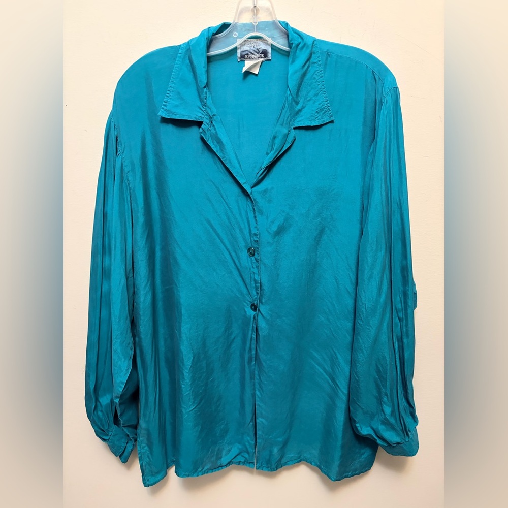 Vintage EVIDENCE Silk Green Wide Armed Button-Up Women's Top